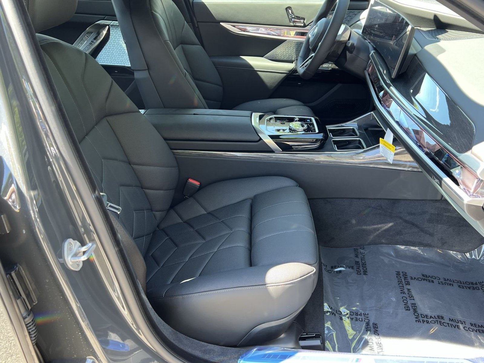 New 2026 BMW i7 xDrive60 w/ Executive Package AWD/4WD image 26