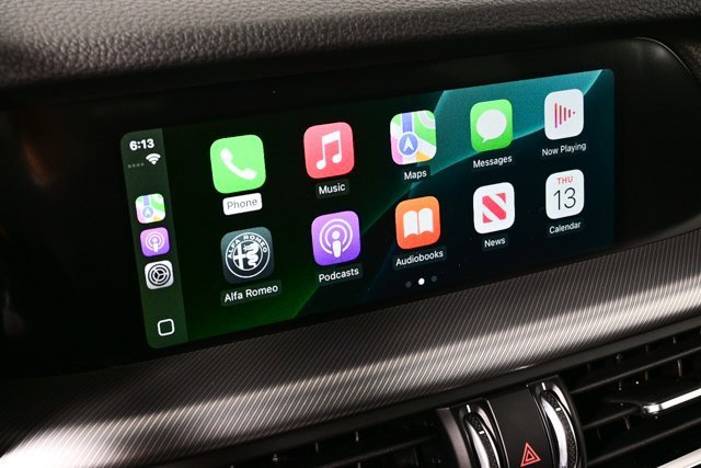 New 2025 Alfa Romeo Stelvio Sprint w/ Convenience Package image 3