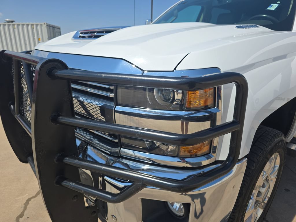 Used 2018 Chevrolet Silverado 2500 LTZ w/ Duramax Plus Package AWD/4WD image 32