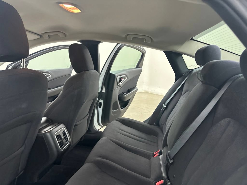 Used 2015 Chrysler 200 Limited w/ Convenience Group FWD image 30