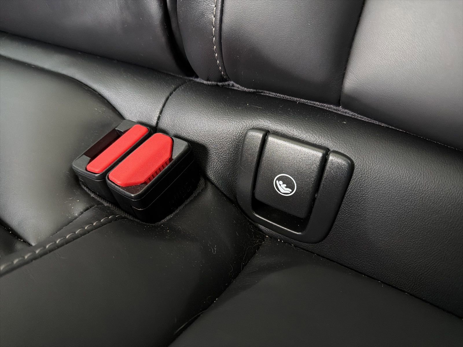 Used 2023 Volvo XC60 B5 Ultimate image 64