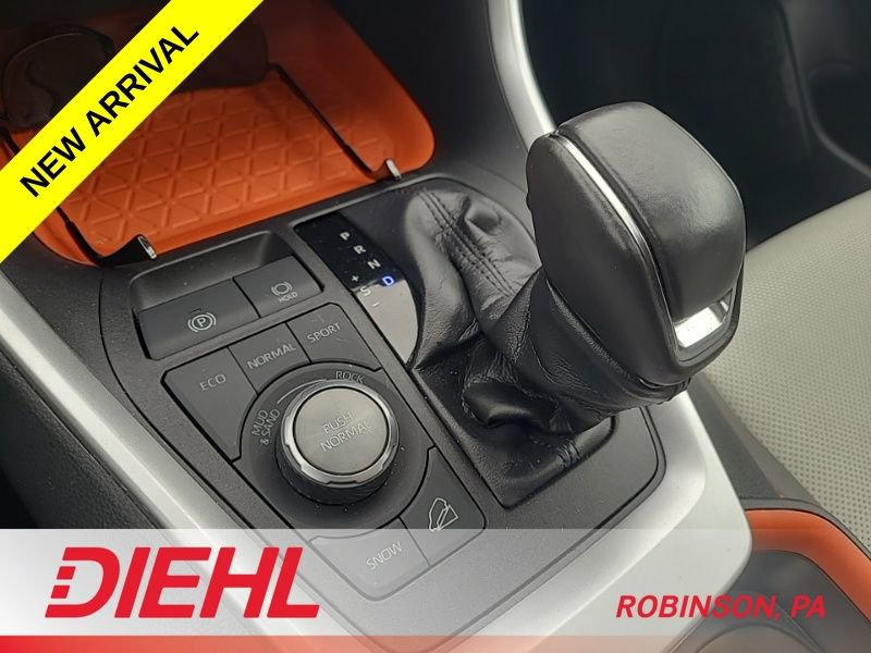 Used 2019 Toyota RAV4 Adventure w/ Cold Weather Package image 10