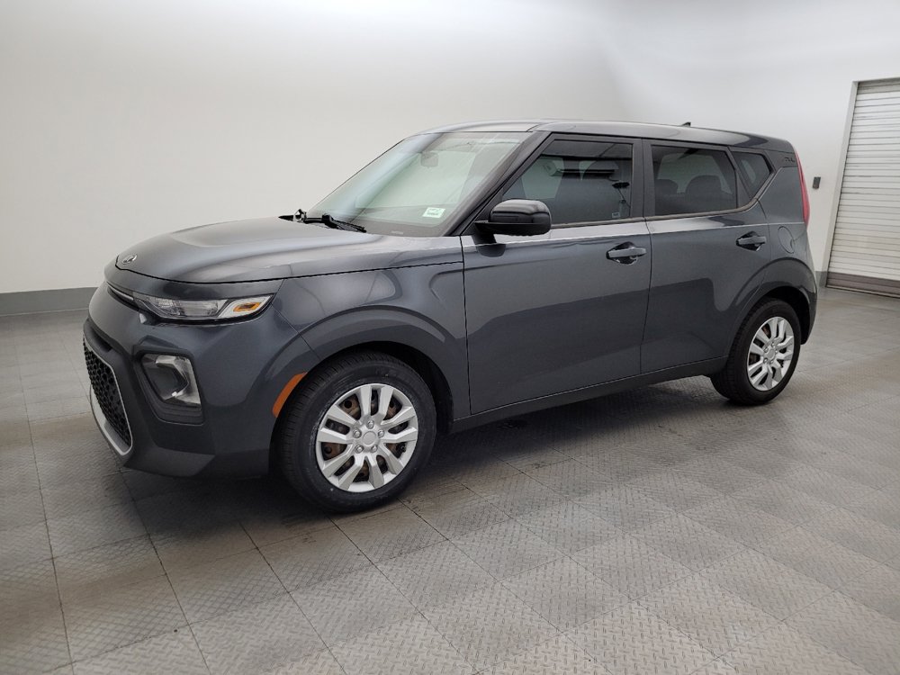 Used 2021 Kia Soul LX FWD image 2