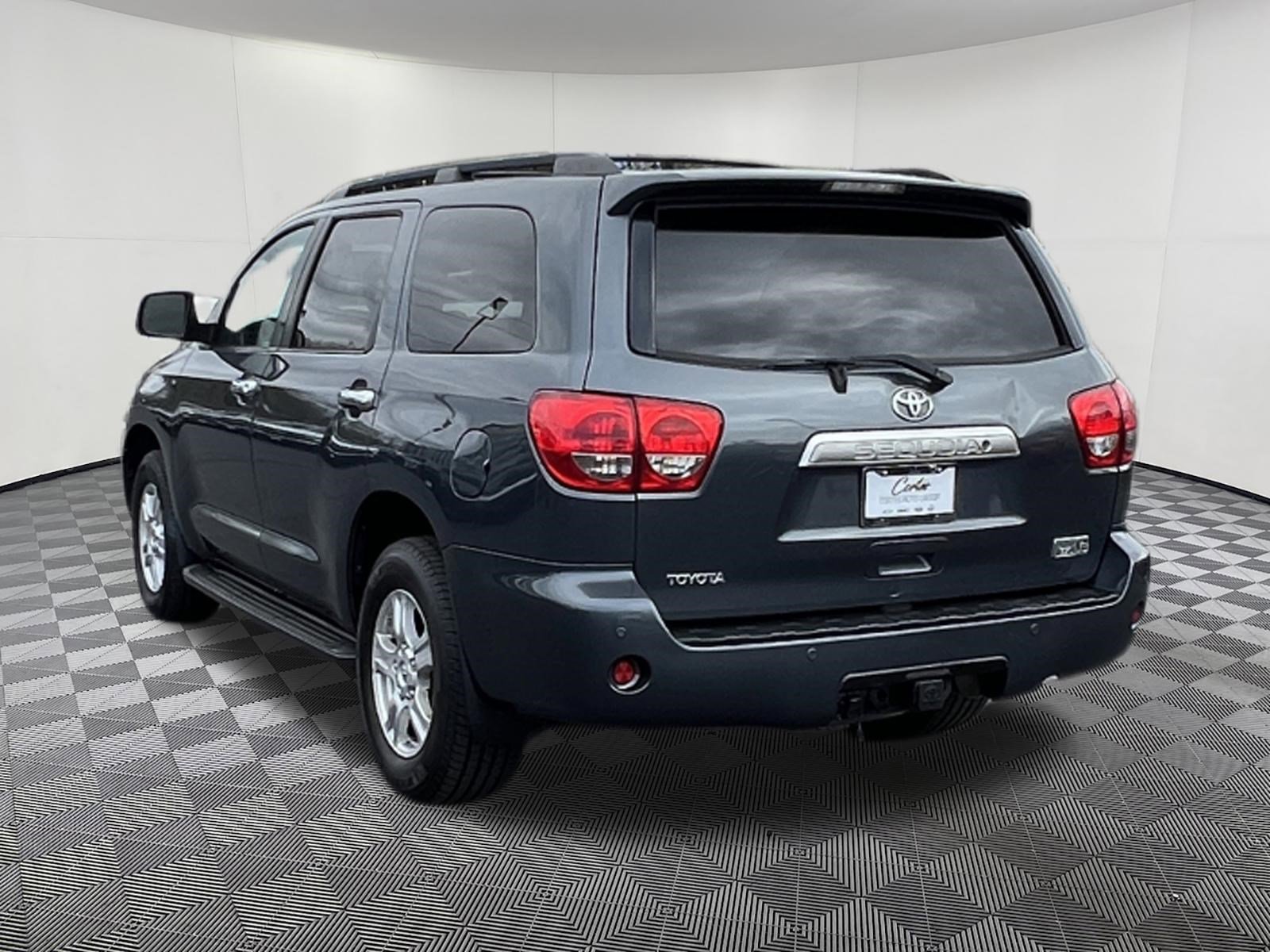 Used 2008 Toyota Sequoia Limited AWD/4WD image 4