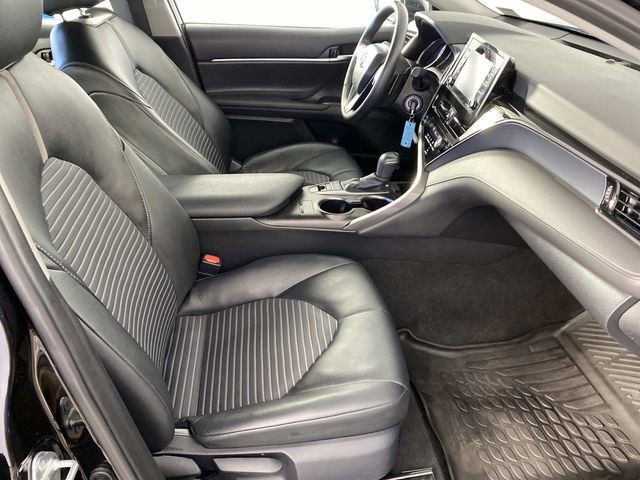 Used 2024 Toyota Camry SE w/ Cold Weather Package AWD/4WD image 9