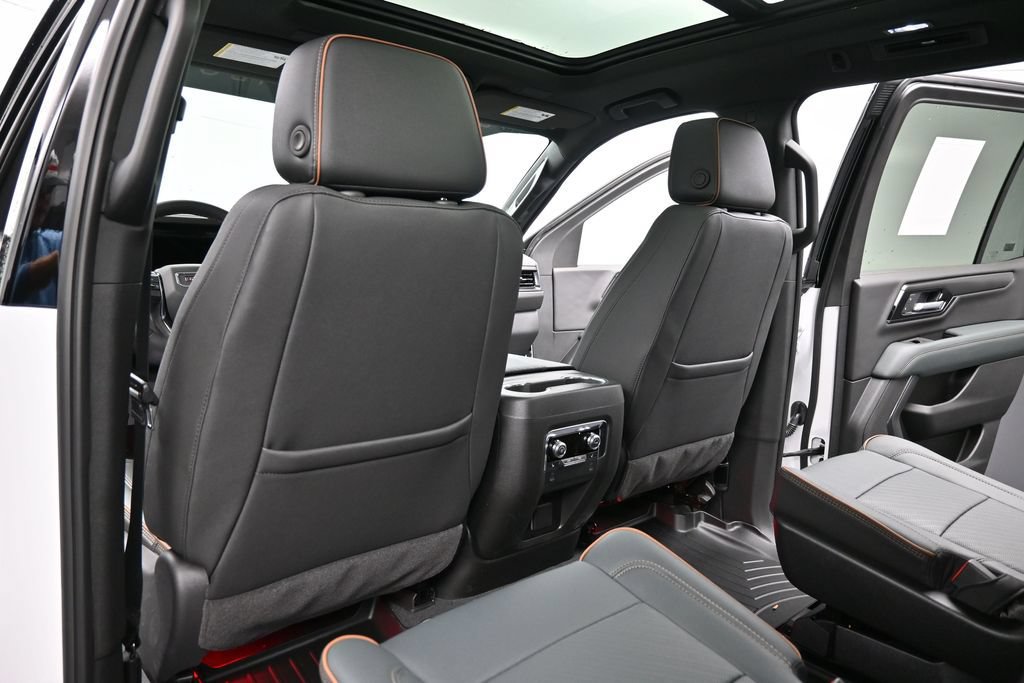 New 2026 GMC Yukon AT4 w/ AT4 Premium Package AWD/4WD image 22