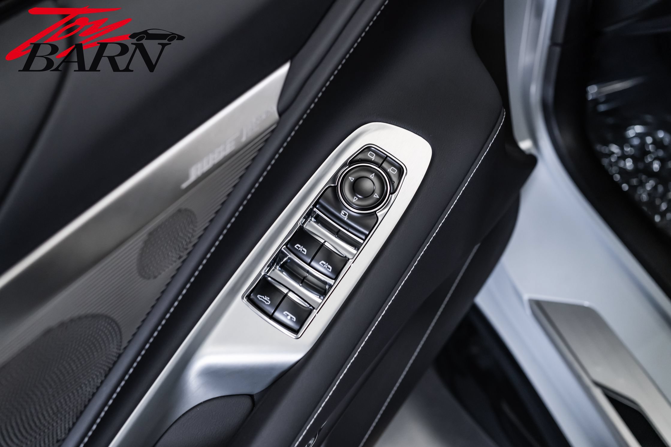 Used 2024 Chevrolet Corvette Z06 RWD image 27