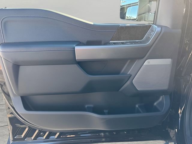 New 2026 Ford F350 Lariat w/ Black Appearance Package image 10