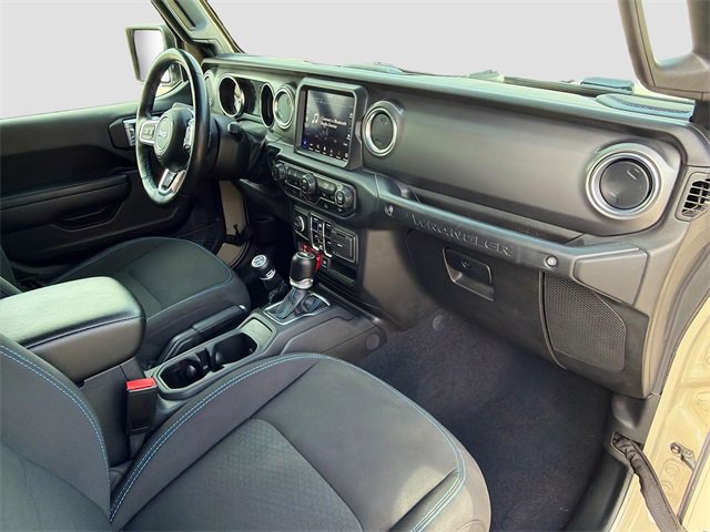 Used 2022 Jeep Wrangler Unlimited Rubicon 4xe w/ Cold Weather Group image 15