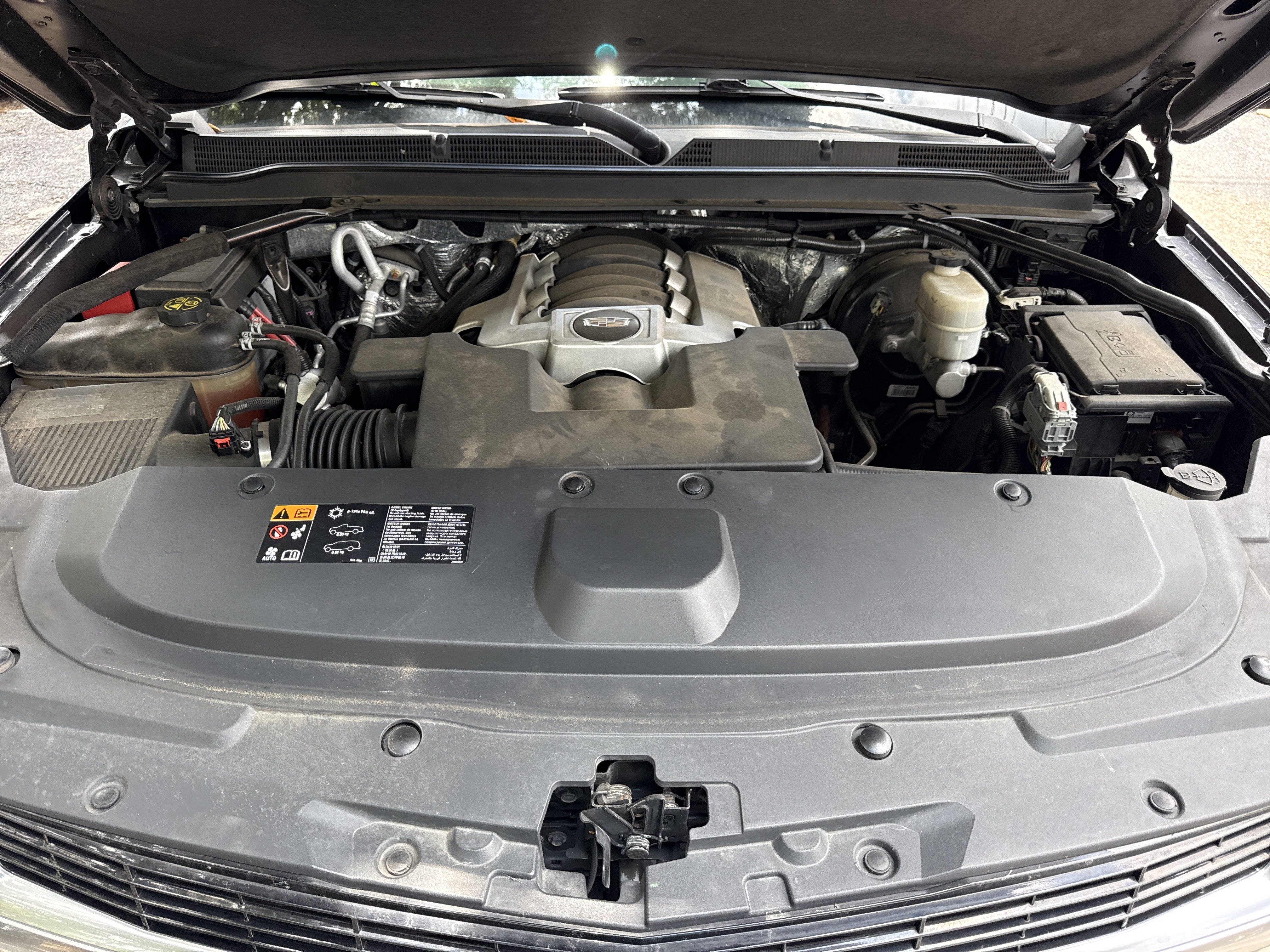 Used 2015 Cadillac Escalade Premium AWD/4WD image 51