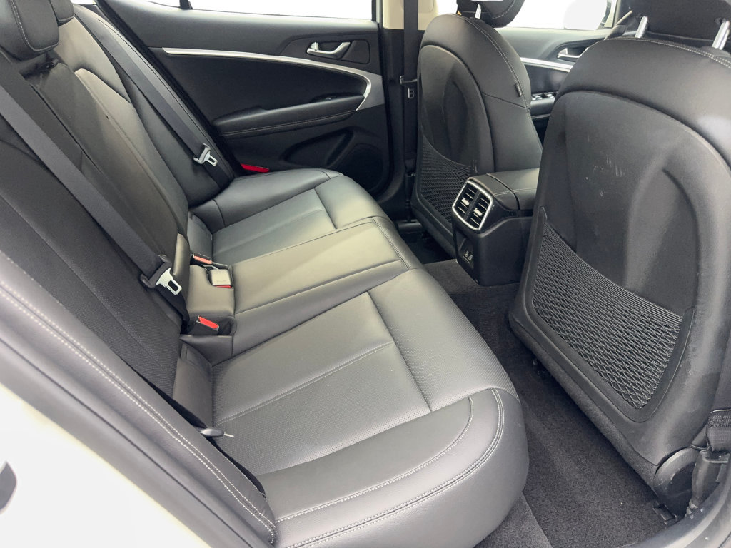 Used 2026 Genesis G70 2.5T RWD image 41