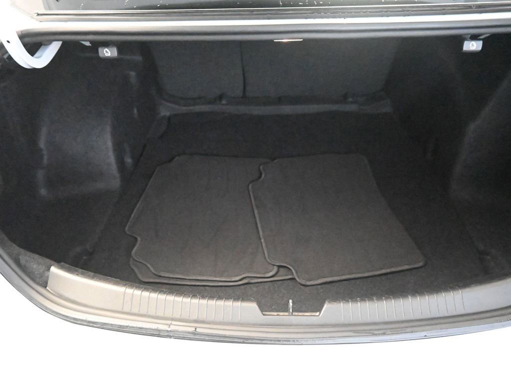 Used 2023 Chevrolet Malibu LT image 20