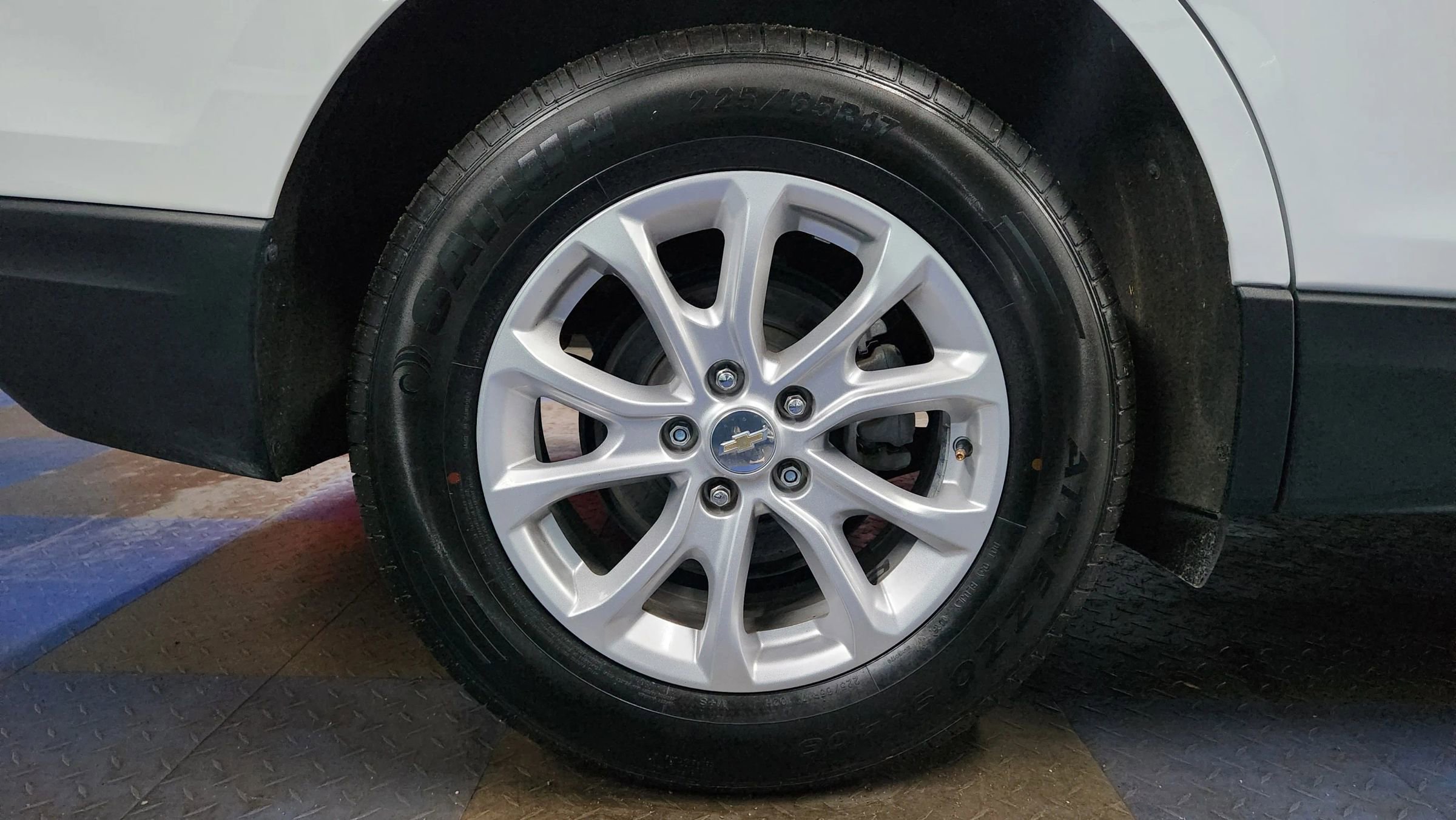 Used 2019 Chevrolet Equinox LS image 60