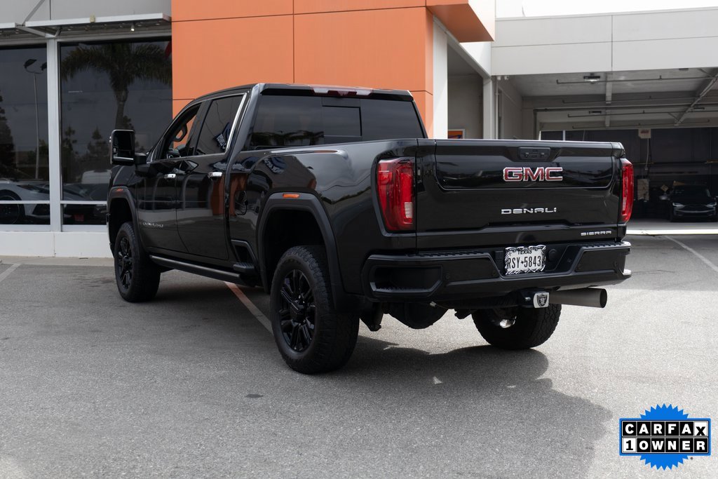 Used 2022 GMC Sierra 2500 Denali w/ Denali Black Diamond Edition image 6