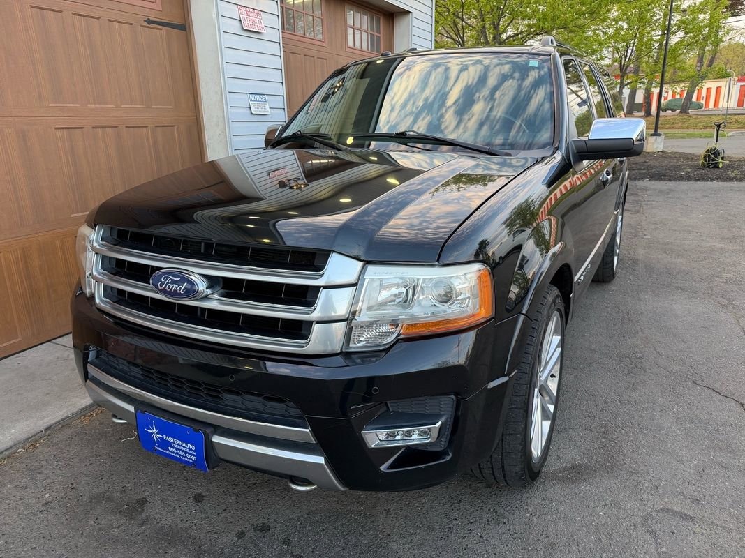 Used 2016 Ford Expedition Platinum AWD/4WD image 7