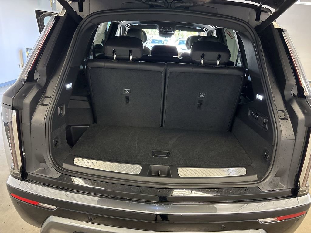 New 2026 Cadillac Vistiq Luxury image 31