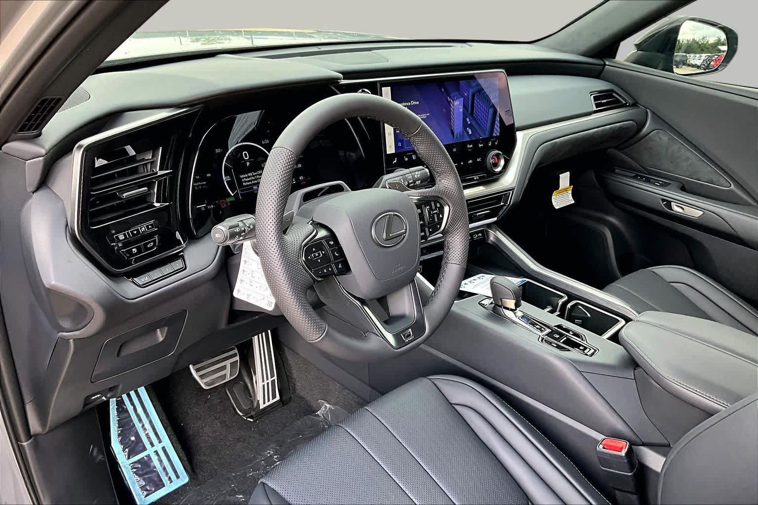New 2026 Lexus TX 500h AWD w/ Technology Package image 8