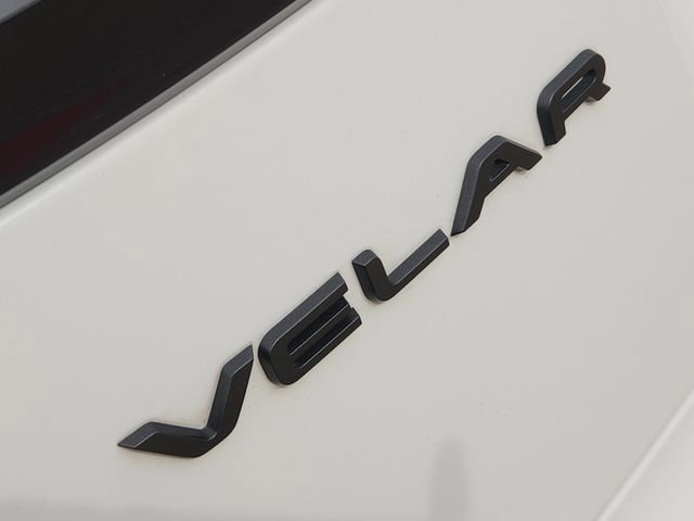 Used 2026 Land Rover Range Rover Velar Dynamic SE image 12