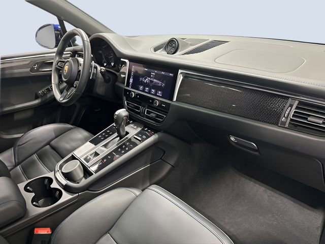 Used 2024 Porsche Macan GTS image 12