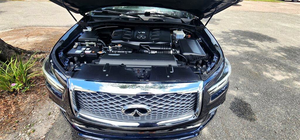 Used 2018 INFINITI QX80 Signature Edition w/ All Season Package image 14