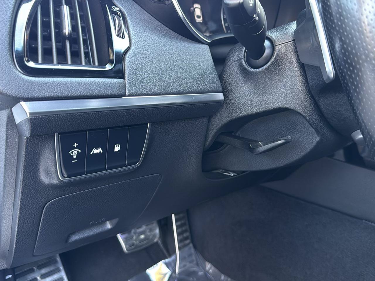 Used 2022 Kia Stinger GT-Line RWD image 17