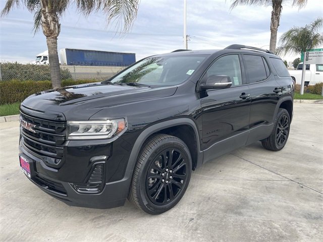 Used 2023 GMC Acadia SLE w/ Elevation Edition image 4