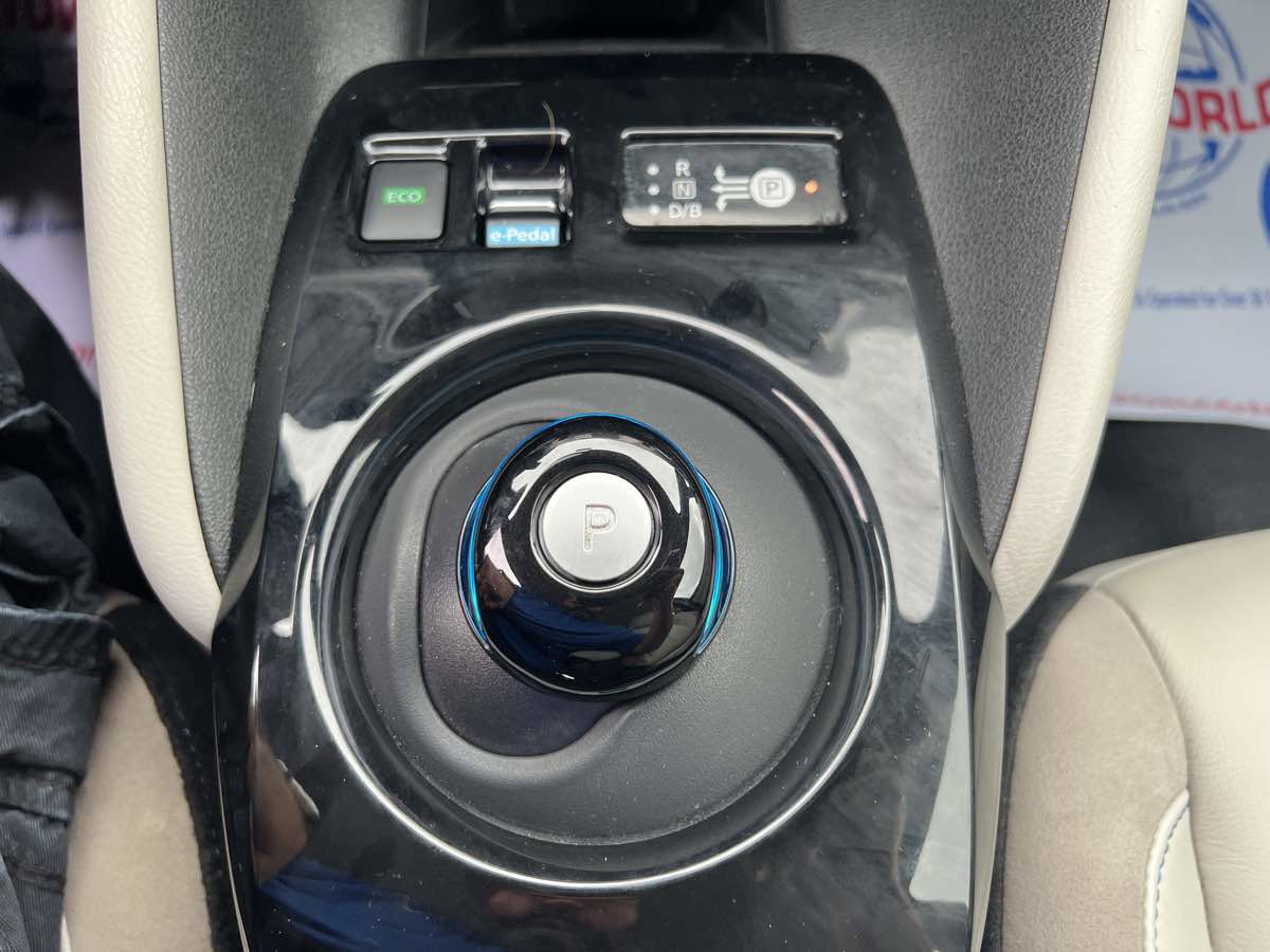 Used 2021 Nissan Leaf SL Plus FWD image 44