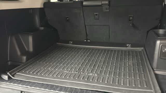 Used 2018 Toyota 4Runner SR5 RWD image 28