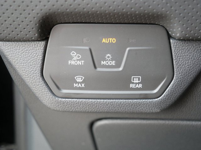Certified 2025 Volkswagen Atlas SE AWD/4WD image 24