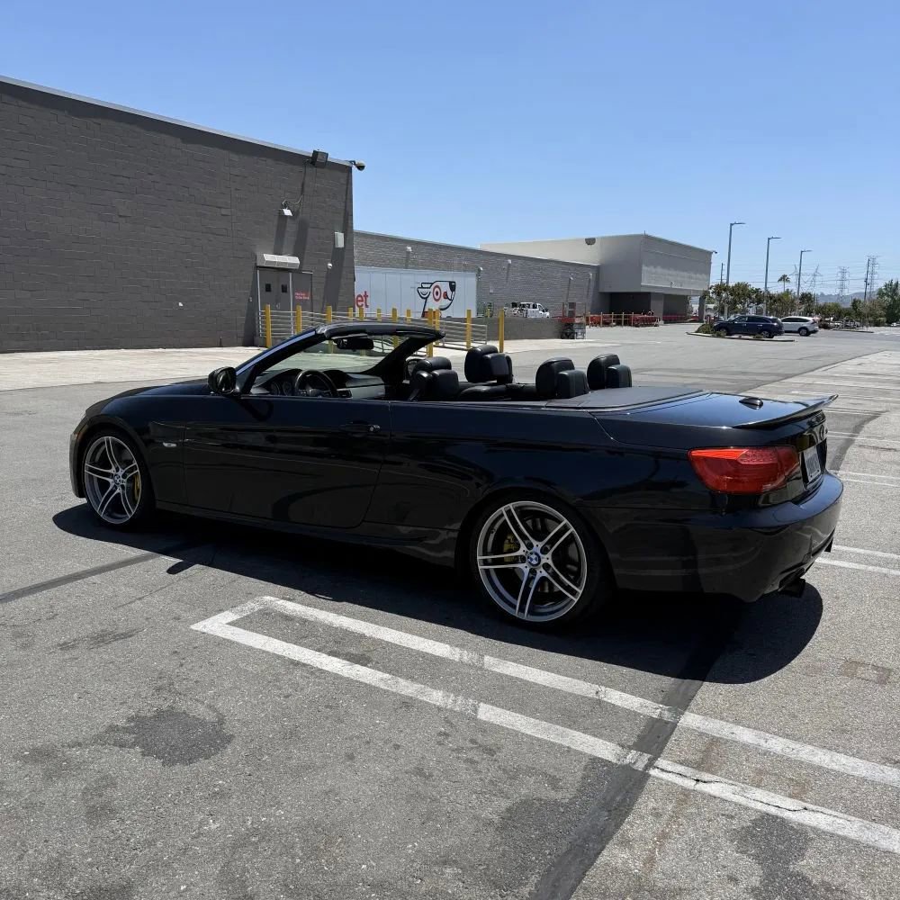 Used 2012 BMW 335is Convertible image 4