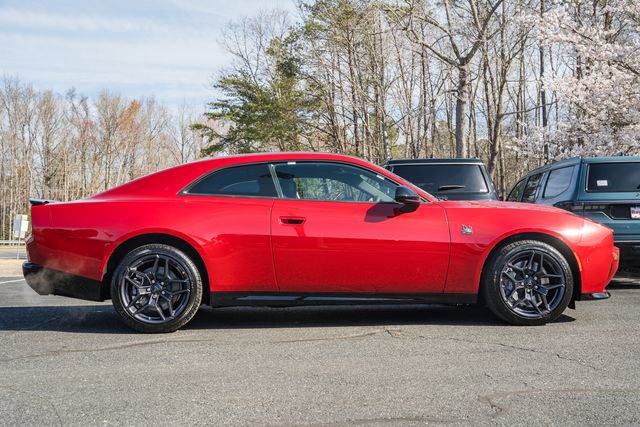 New 2026 Dodge Charger Scat Pack w/ Blacktop Package AWD/4WD image 4