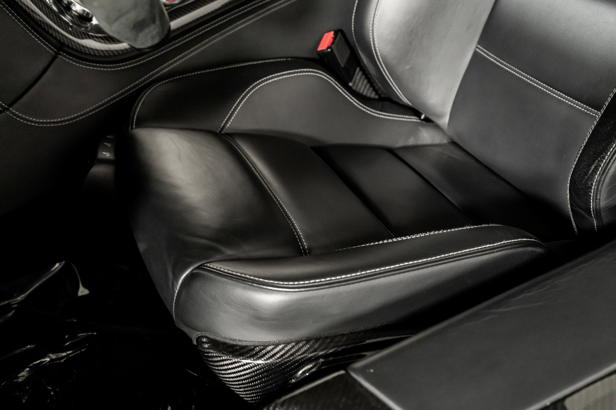 Used 2011 Mercedes-Benz SLS AMG Coupe image 23