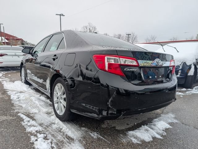 Used 2014 Toyota Camry XLE w/ Leather Package image 4