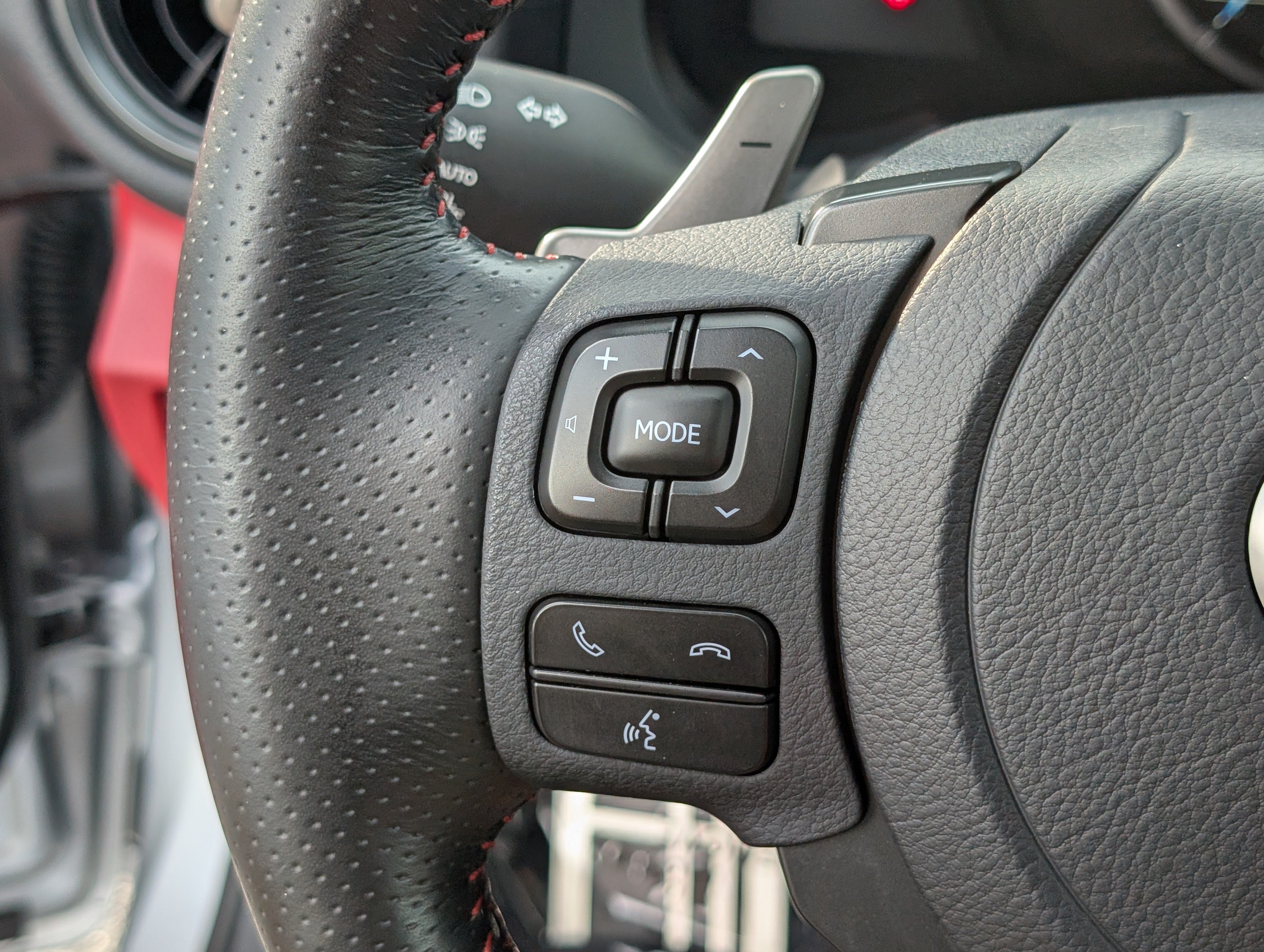 Used 2025 Lexus IS 350 F Sport w/ Accessory Package AWD/4WD image 23