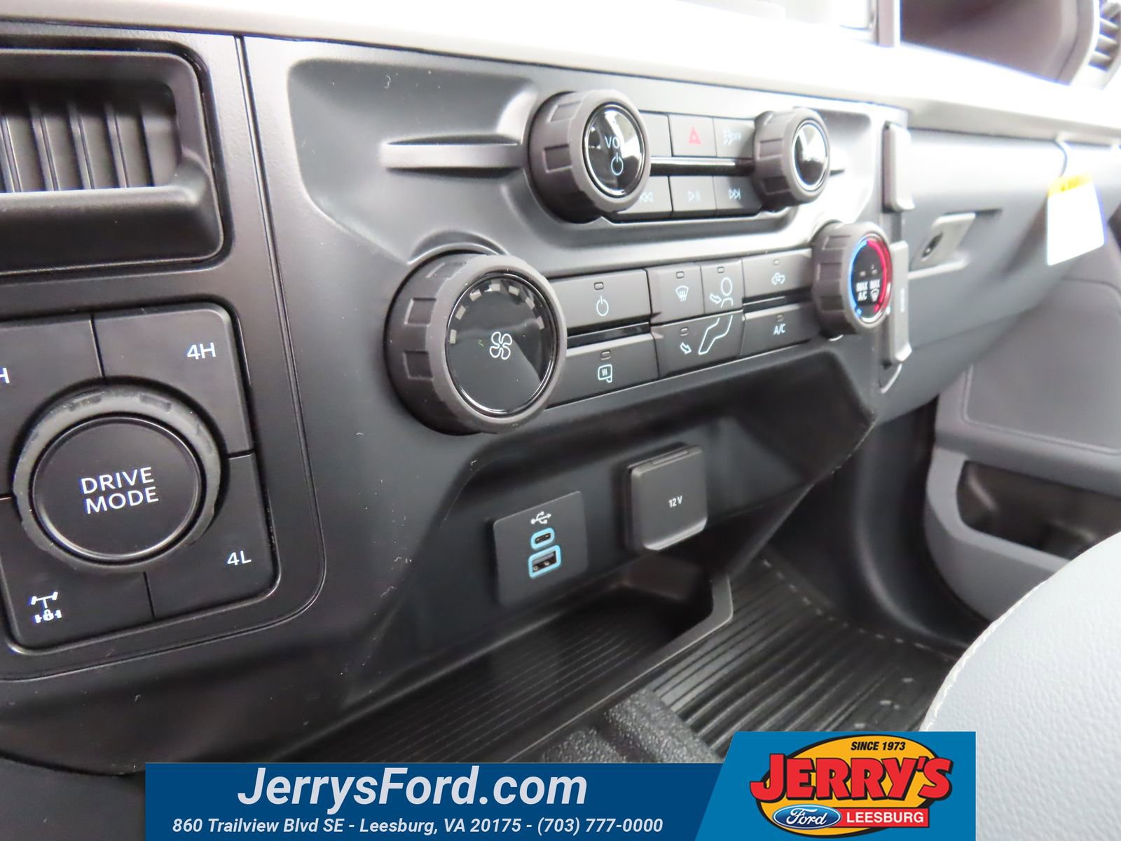 New 2026 Ford F250 XL w/ Snow Plow Prep Package image 13