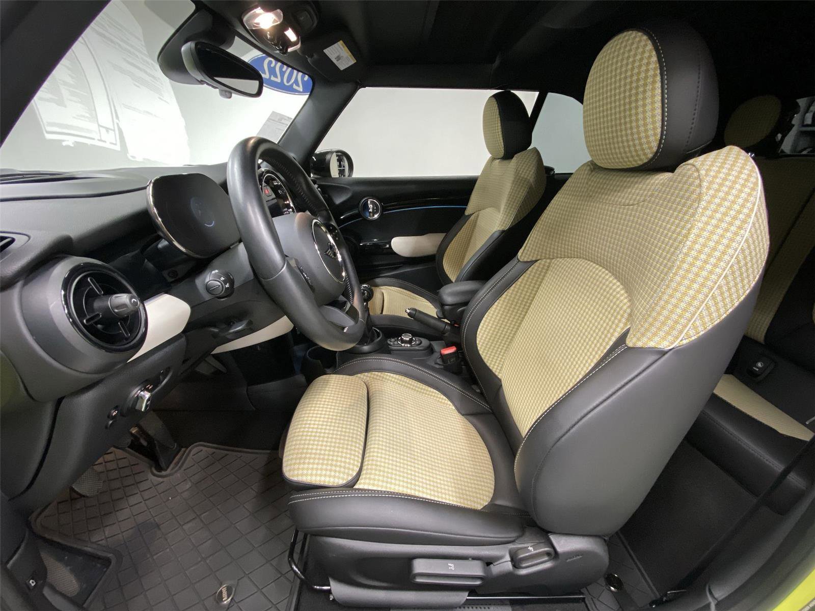 Used 2022 MINI Cooper S image 17