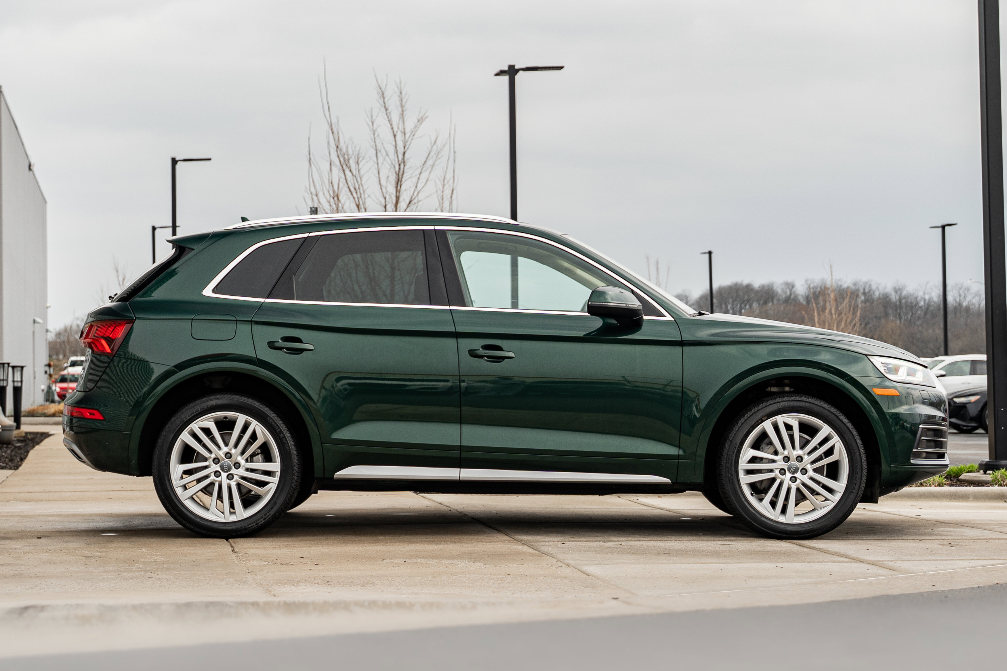 Used 2018 Audi Q5 2.0T Premium Plus w/ Premium Plus Package image 3