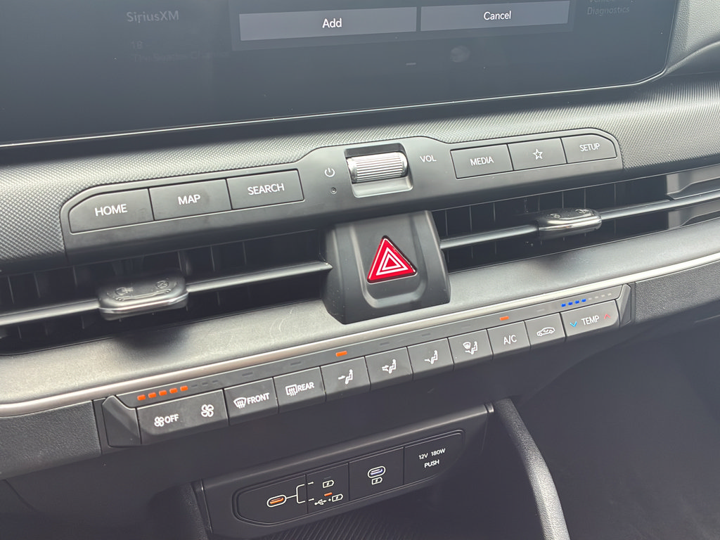 Used 2025 Kia K4 FWD image 29
