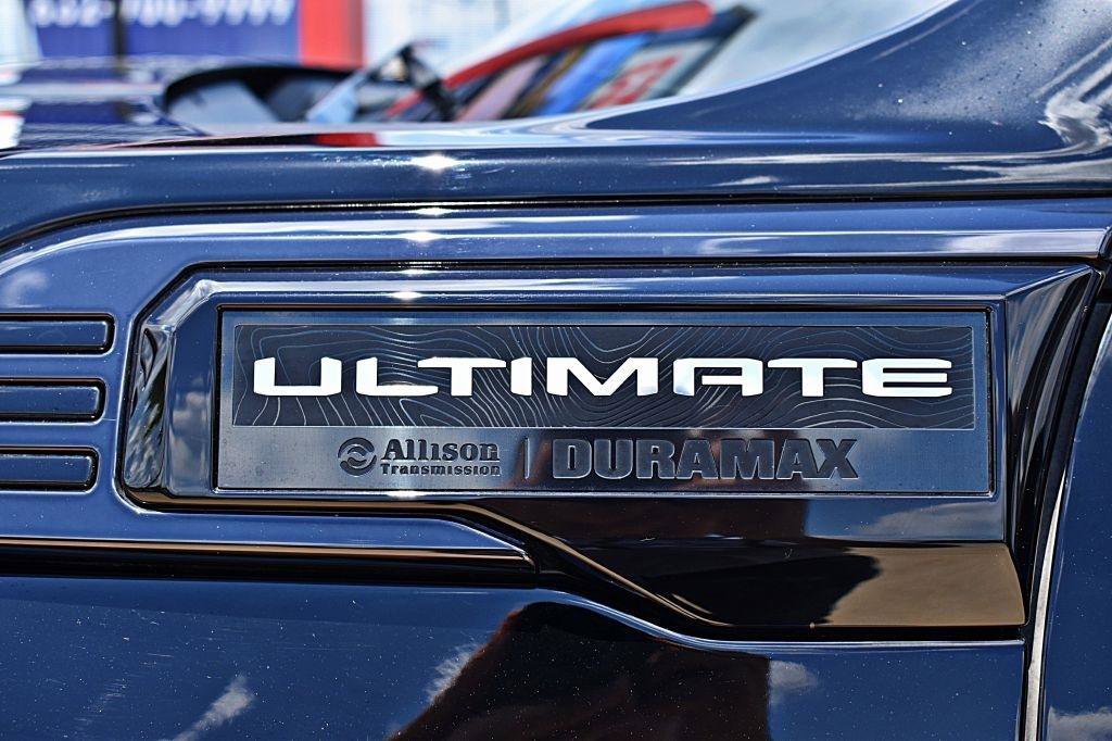 Used 2024 GMC Sierra 3500 Denali Ultimate AWD/4WD image 64