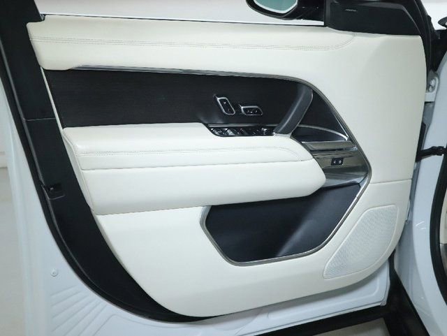 Used 2024 Land Rover Range Rover SE AWD/4WD image 29