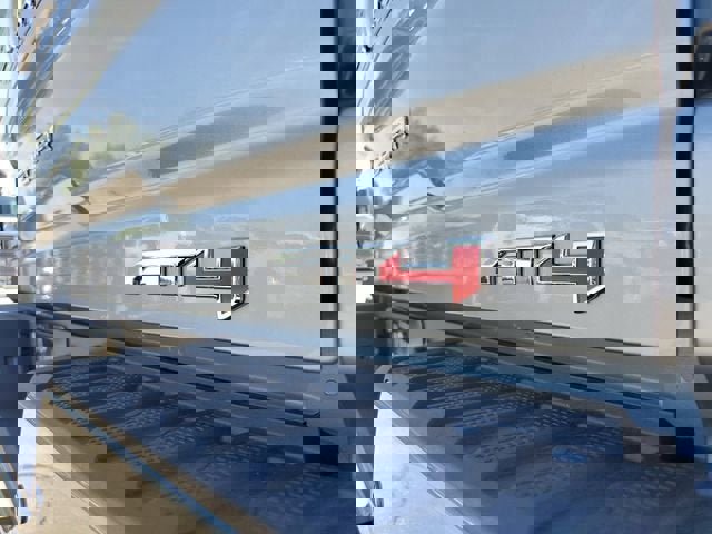 New 2026 GMC Sierra 2500 AT4 image 9