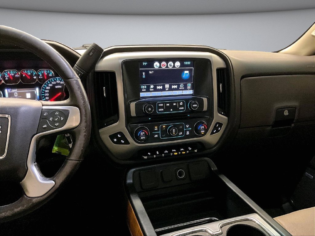 Used 2018 GMC Sierra 1500 SLT AWD/4WD image 10