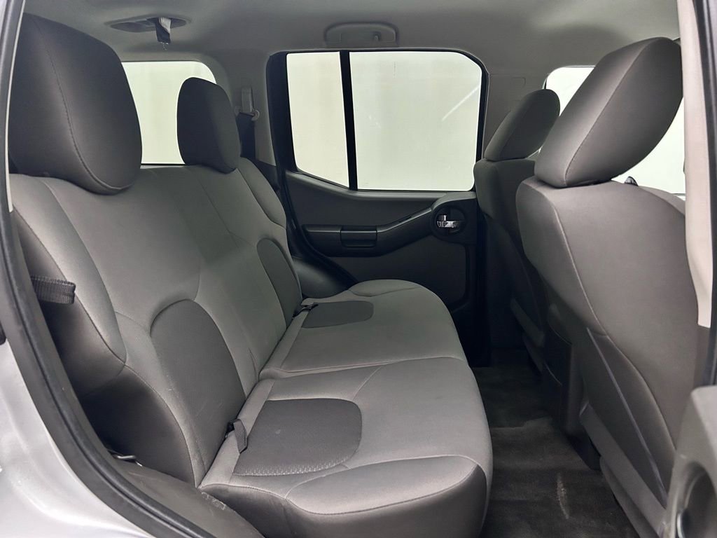 Used 2012 Nissan Xterra X image 16