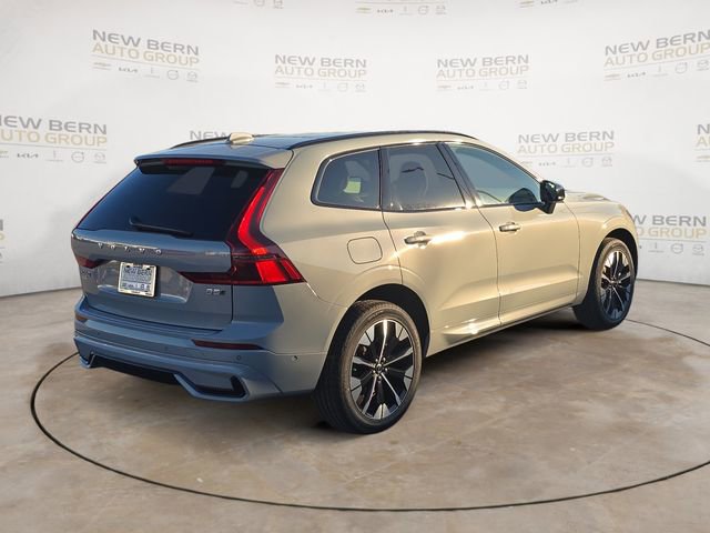 New 2026 Volvo XC60 B5 Plus w/ Protection Package Premier AWD/4WD image 5