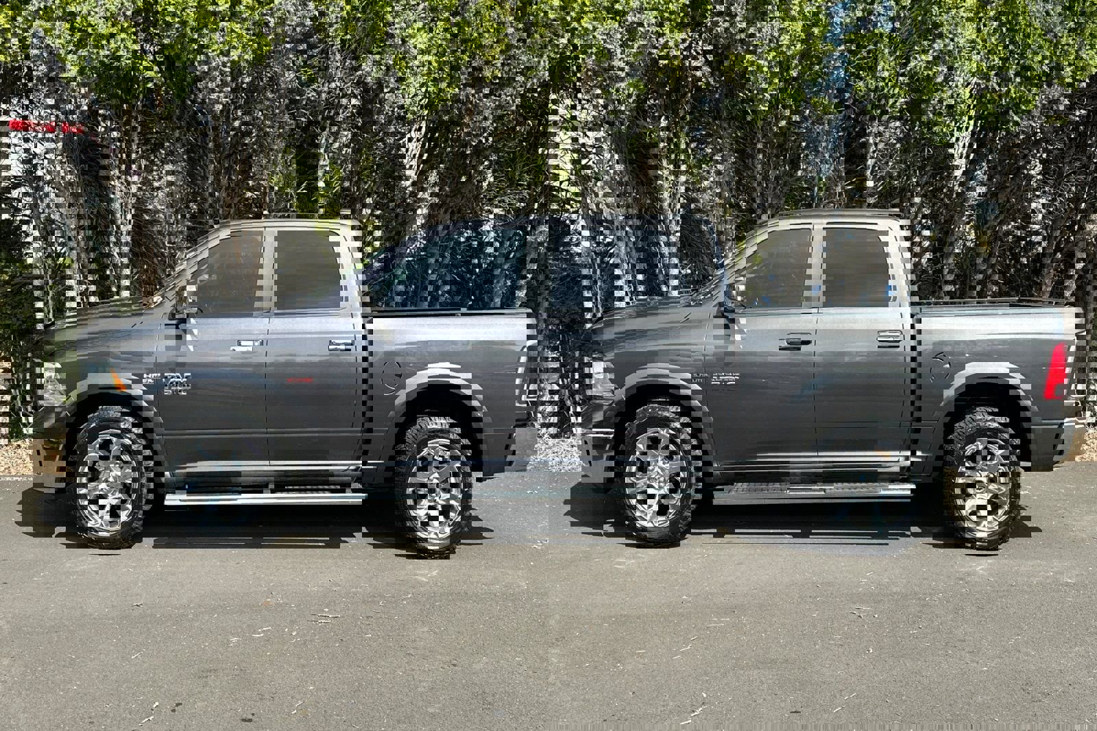 Used 2017 RAM 1500 Laramie w/ Convenience Group RWD image 7