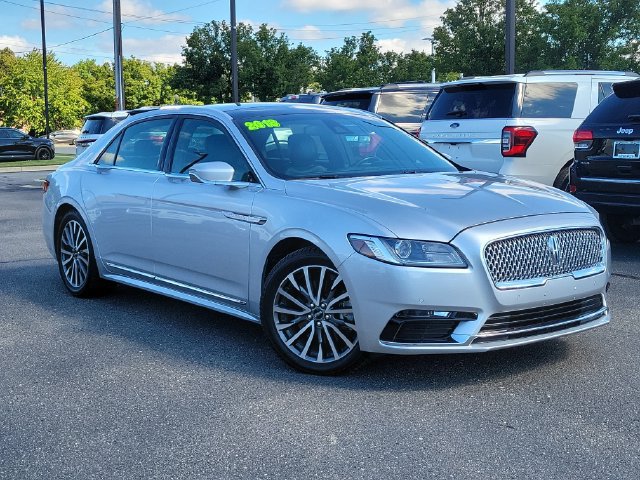 Used 2018 Lincoln Continental Select w/ Continental Climate Package AWD/4WD image 31