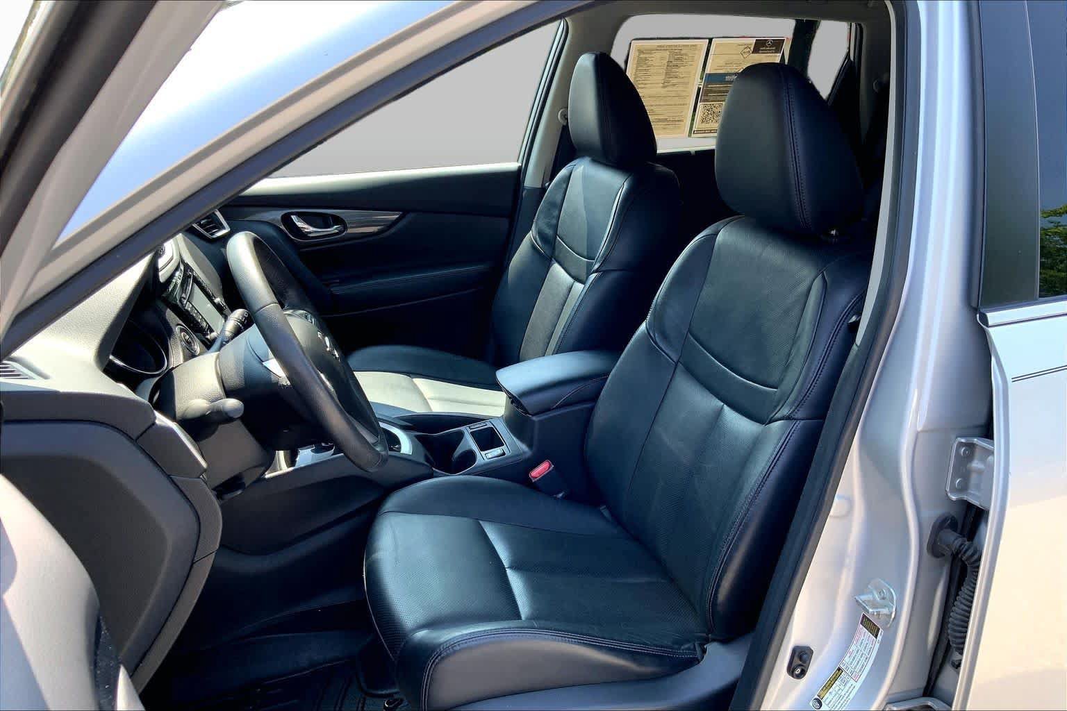 Used 2015 Nissan Rogue SL AWD/4WD image 9
