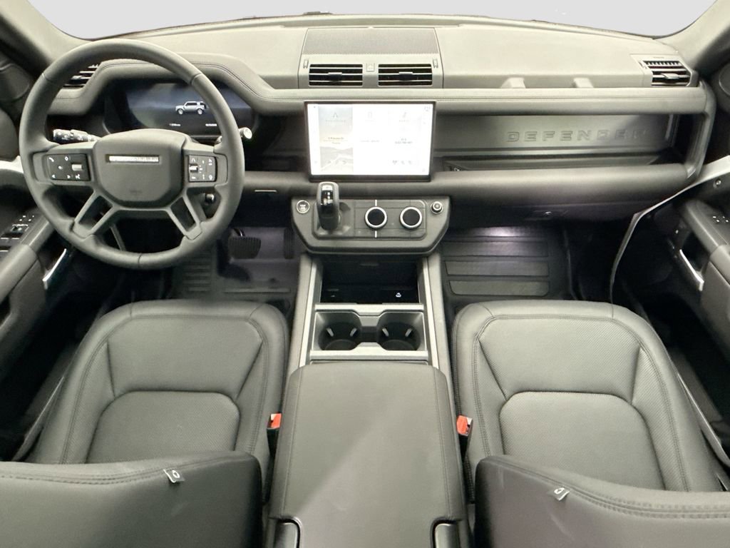 Used 2025 Land Rover Defender 110 S image 13