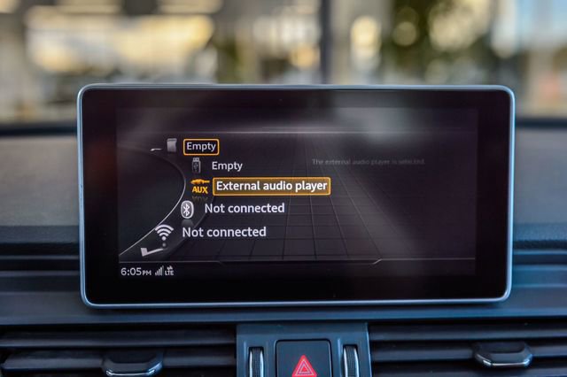 Used 2020 Audi SQ5 Premium Plus w/ Premium Plus Package image 22