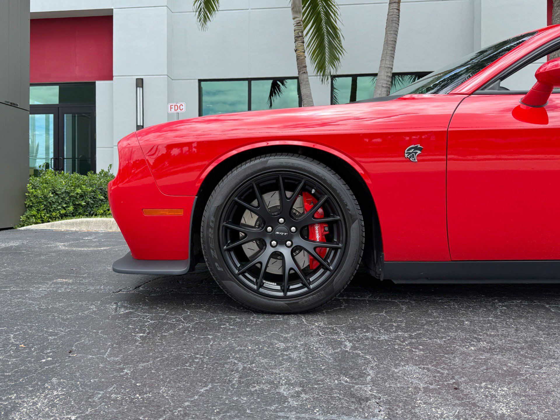 Used 2015 Dodge Challenger SRT Hellcat image 13